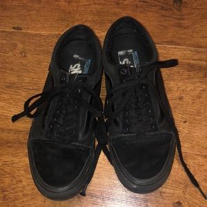 Black Vans